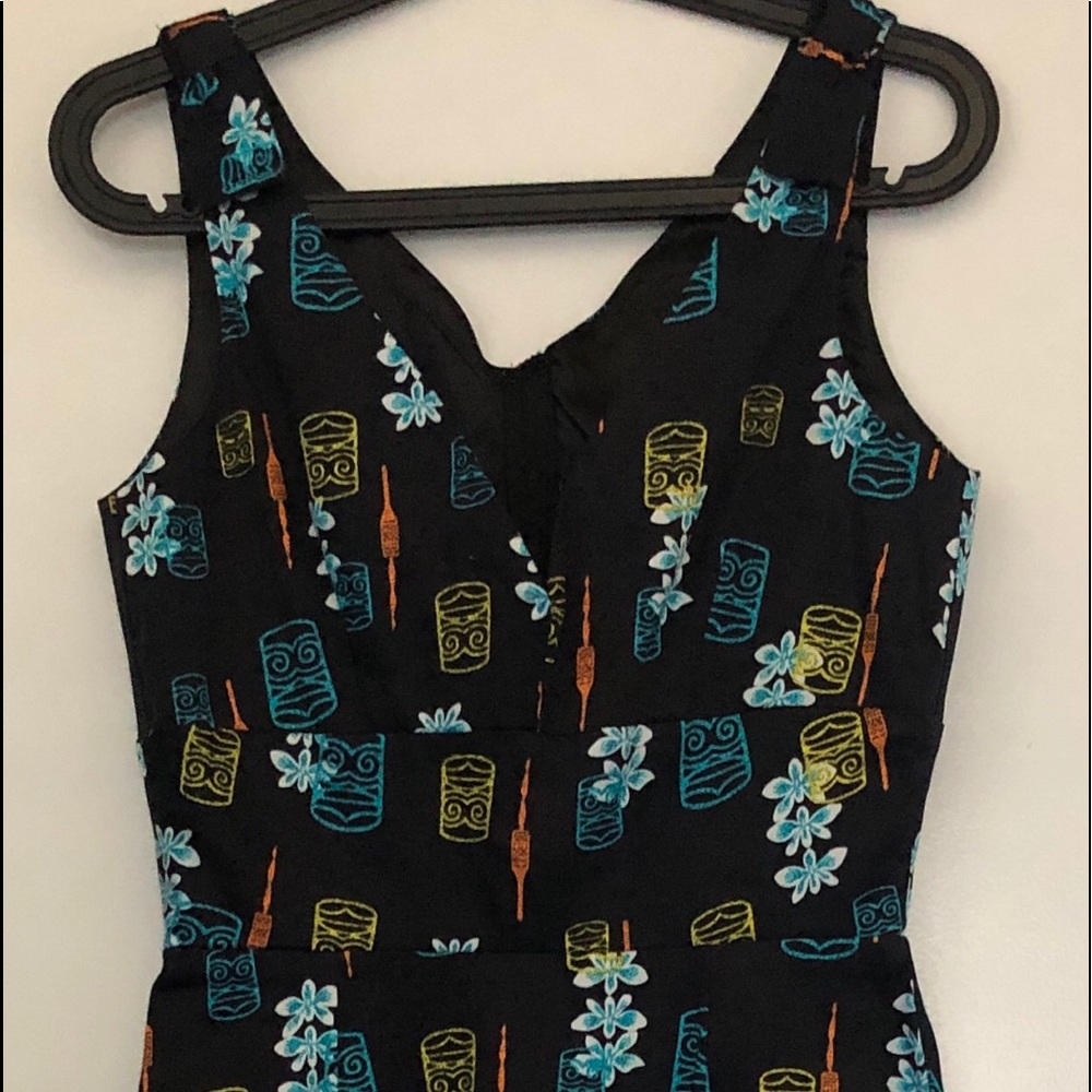 NWT Pinup girl clothing Tiki print wiggle dress - Picture 2 of 4
